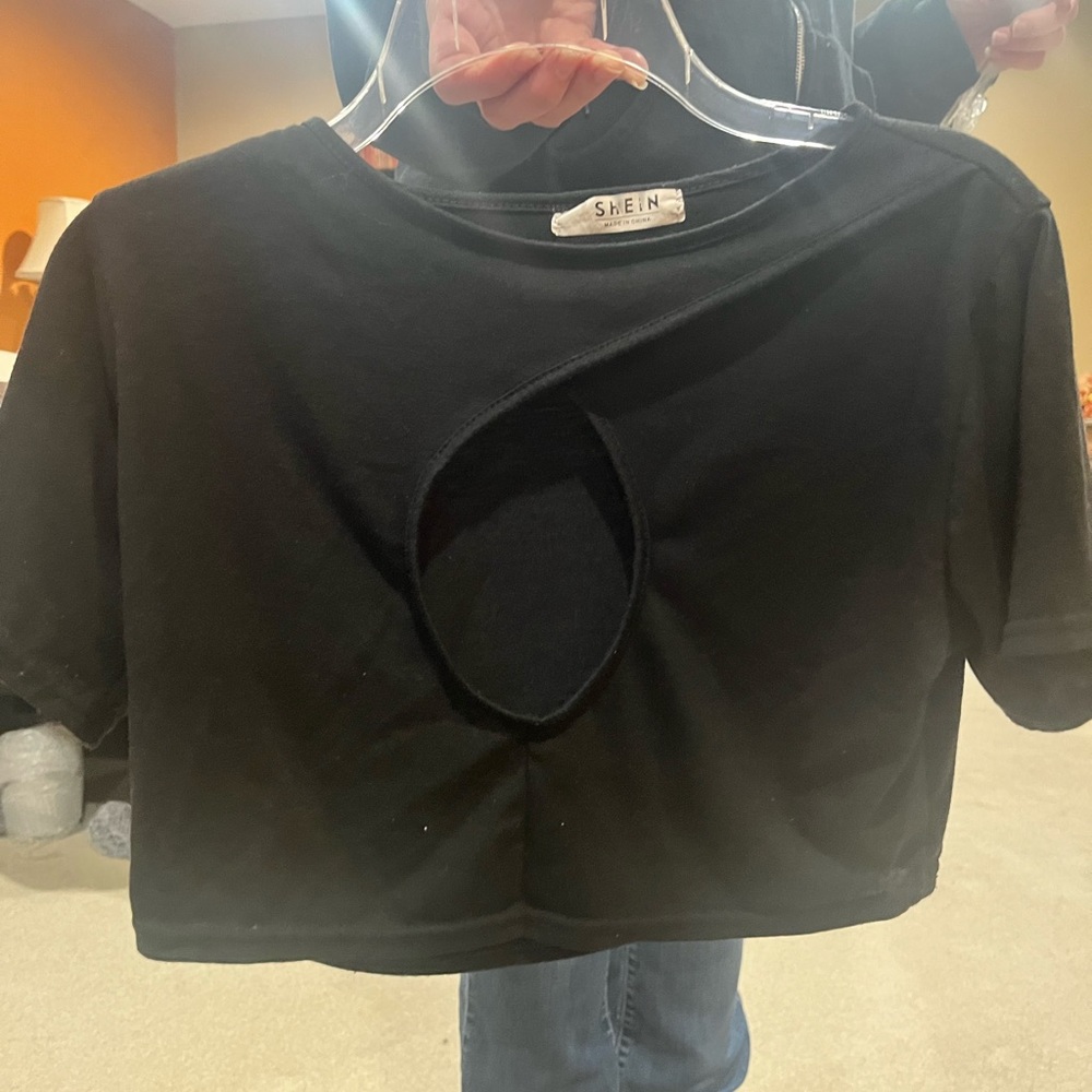 shein black crop top
